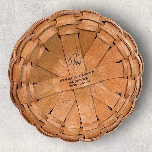 Longaberger 1997 Inaugural Basket American with Flag Fabric Liner & Protector - Picture 3 of 4